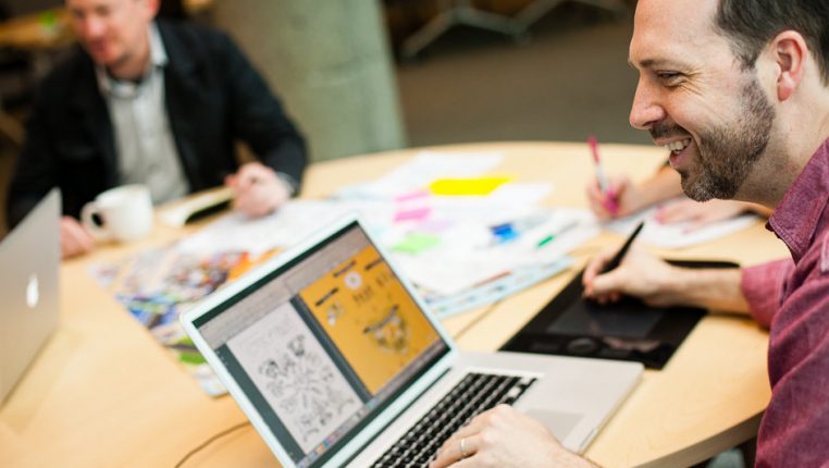 Design Consultants vs. Regular Consultants: The Thinkers, Makers, and Doers of Strategy